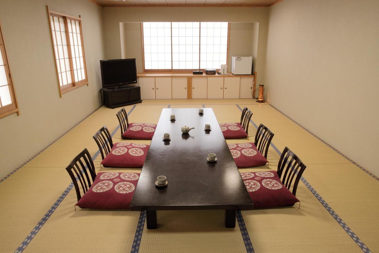 Sanazawa-No-Mori Otel Numata  Oda fotoğraf
